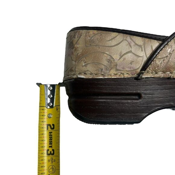 Dansko XP Floral Leather Clogs Slip Resistant Slip On Nurse Shoes Metallic - Picture 10 of 10